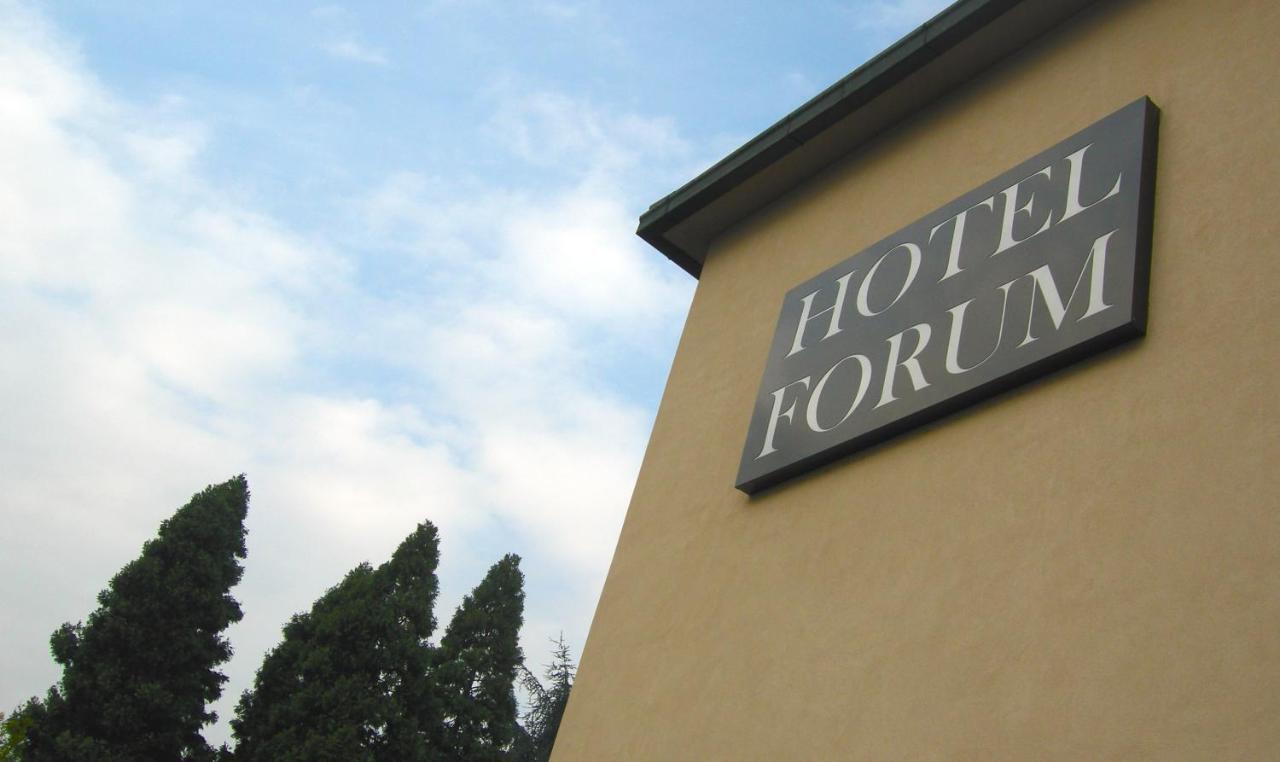 Hotel Forum Rozzano Kültér fotó